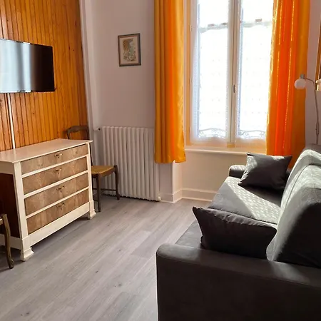 1er étage Pour 4 Personnes à - Fr-1-858-25 * La Bourboule